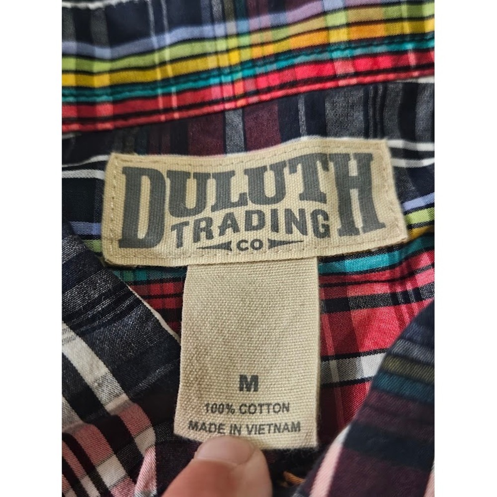 Duluth Trading Co Button Down Shirt Men Medium Red Plaid Short Sleeve Workwear - Picture 3 of 6